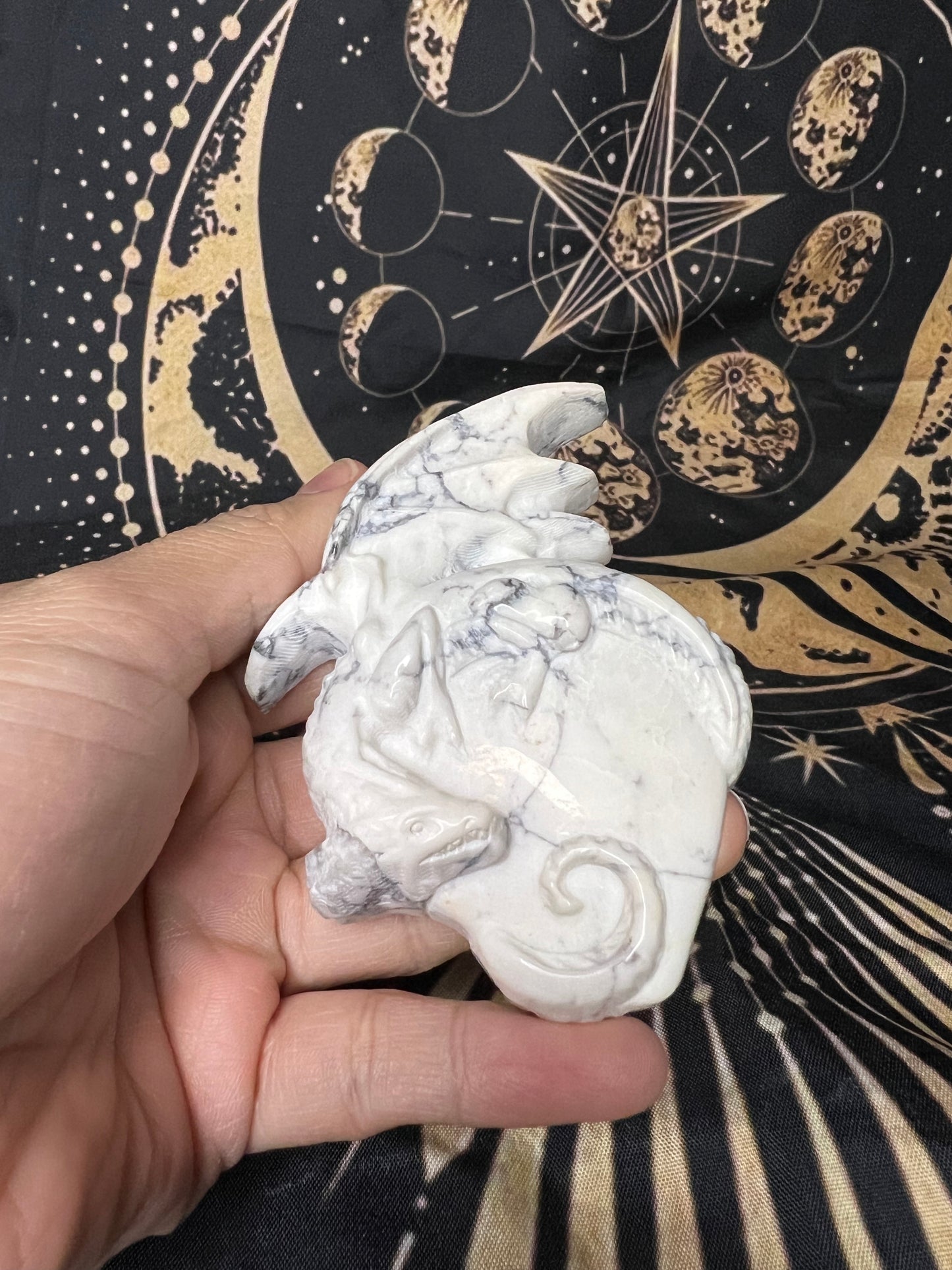 White Howlite Dragon
