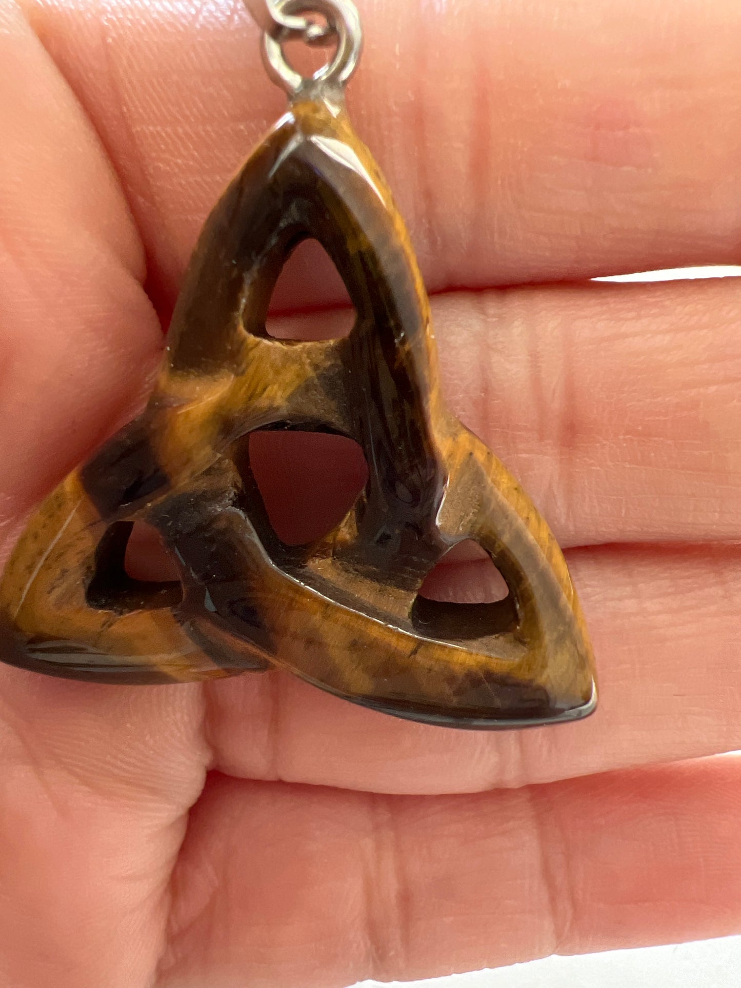 Trinity knot necklace