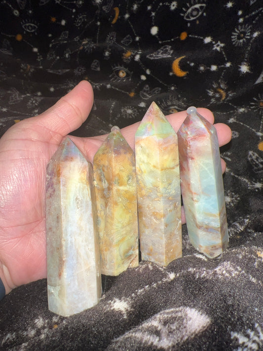 Angel Aura Flower Agate Tower